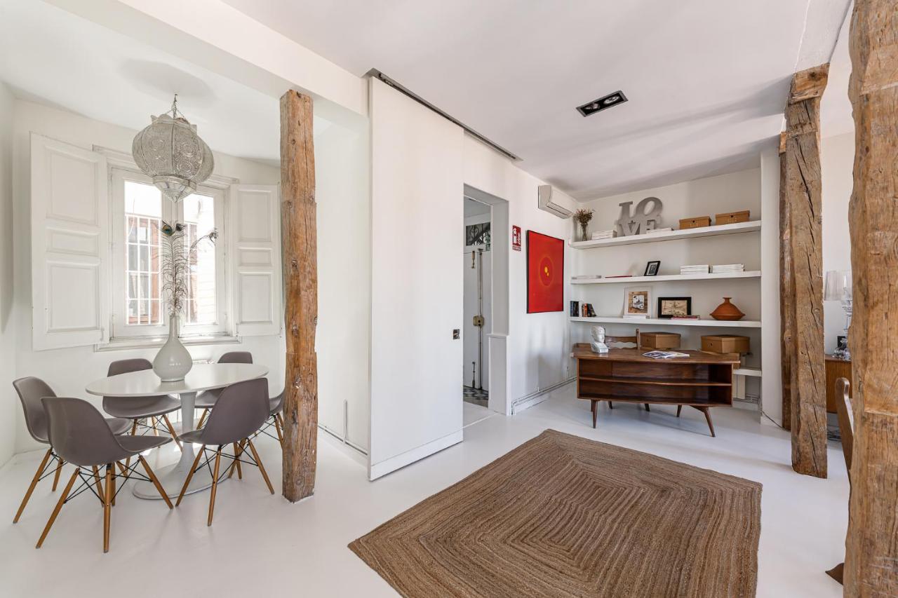 Bnbholder Refined Duplex Malasaña Apartment Madrid