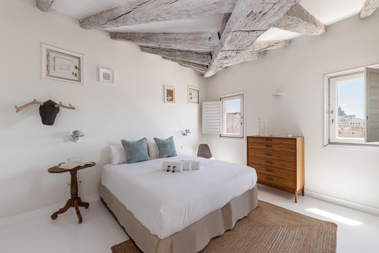 Bnbholder Refined Duplex Malasaña Apartment *