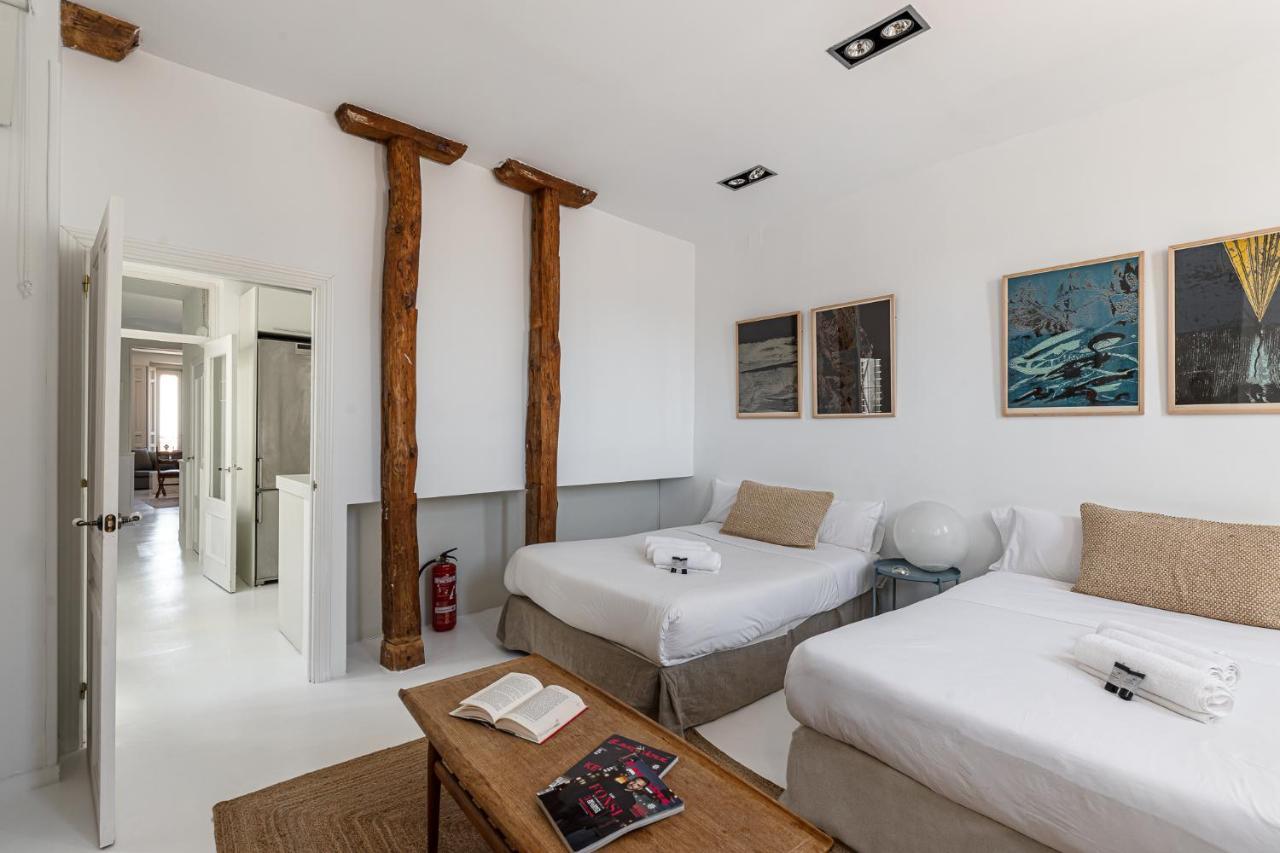 Apartment Bnbholder Refined Duplex Malasaña