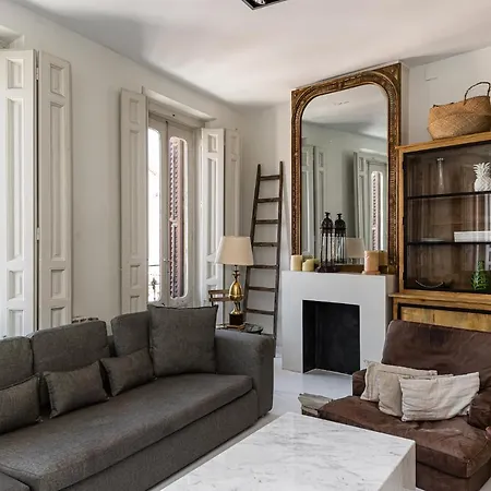 Bnbholder Refined Duplex Malasana Madrid Exterior photo